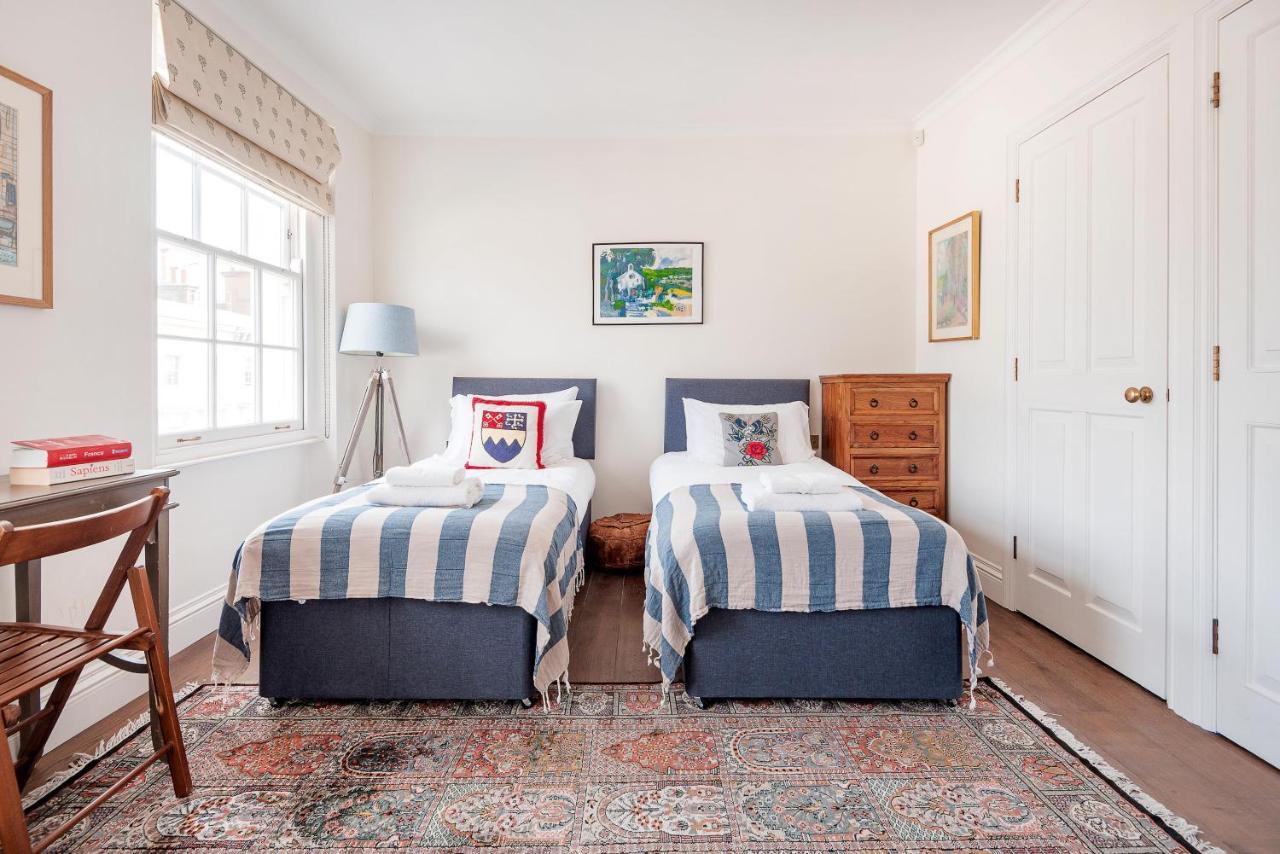 Charming Pimlico Home Close To The River Thames By Underthedoormat Лондон Экстерьер фото